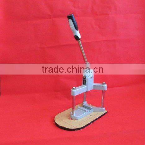 2015 manual stable tripod button making machine