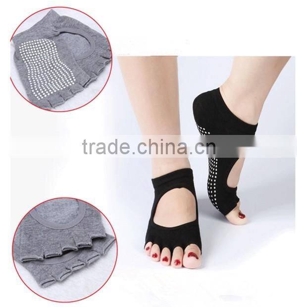 Anti-slip Socks Yoga Fitness With Silicone Particle High Quality
