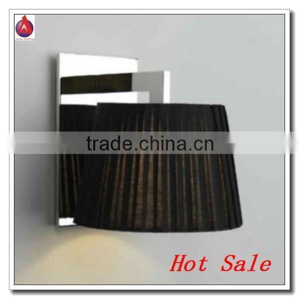 most popular white wood wall lamp in Amercia and Europe