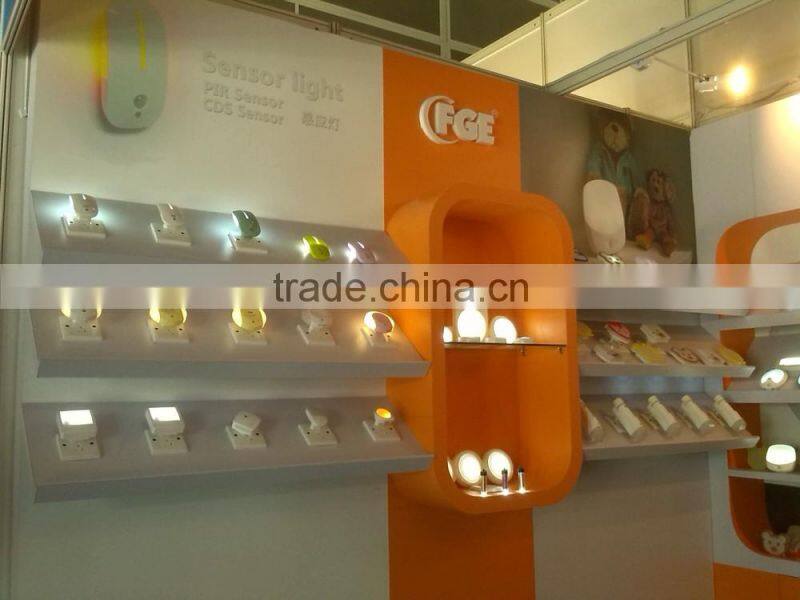 Wholesale LED lighting battery operated led sensor light