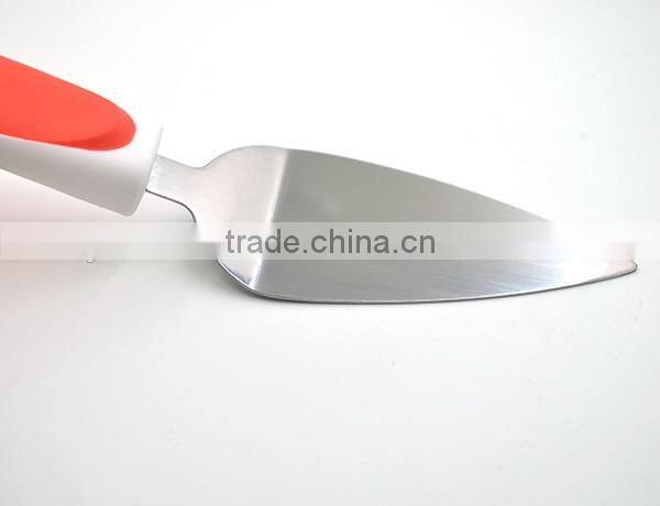 FDA LFGB Grade Latest design TPR handle kitchen cake pizza spatula