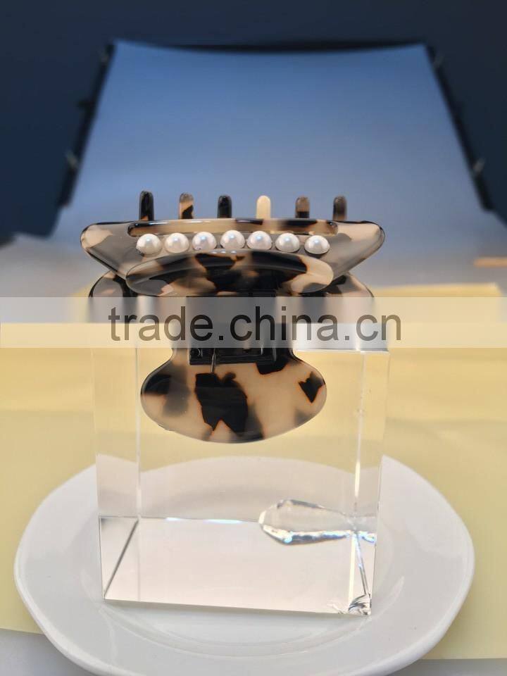 6 teeth handmade pearl decorative hair claw 2015 new design Hollow out magic clamps Chinese alibaba suppliers for fashion claws