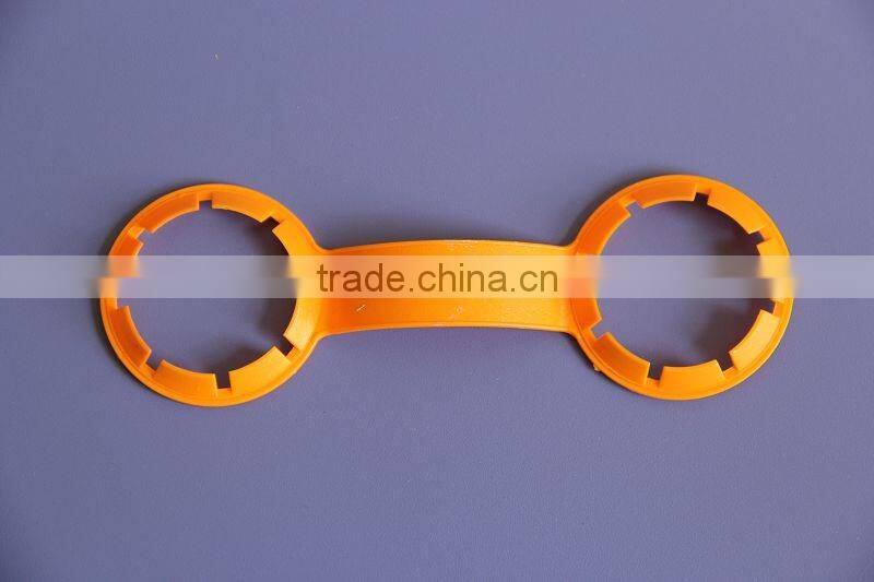 drinking water bottle handle/ bottle handles/ plastic bottle handles carrier