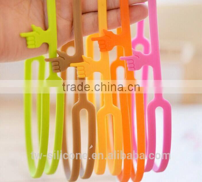 hot sale elastic band 3d silicone finger bookmark