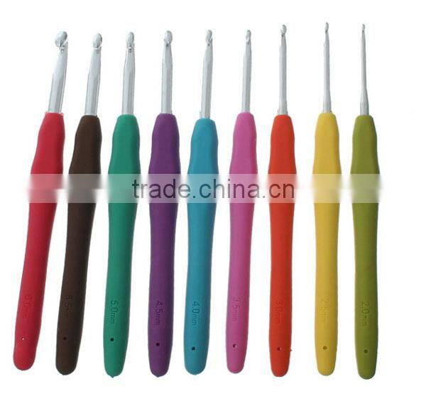 Amazon Hot Sale Aluminum Crochet hook , Soft handle crochet hook set