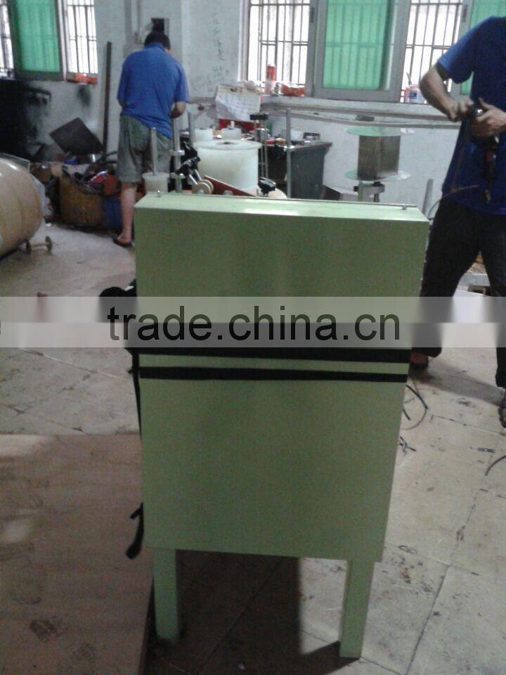 Automatic tape rolling machine