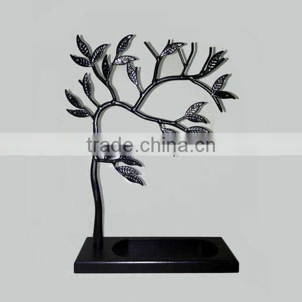 Metal tree jewelry display