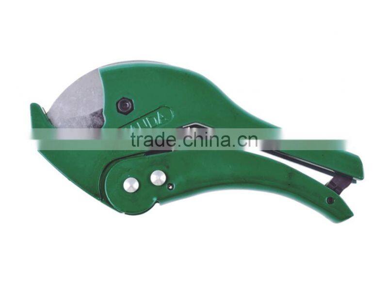 Long Arm Cable Cutters for heavy-duty cable cutter