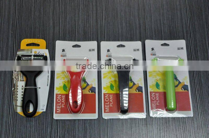 0.1-05usd/pcs plastic potato peelers
