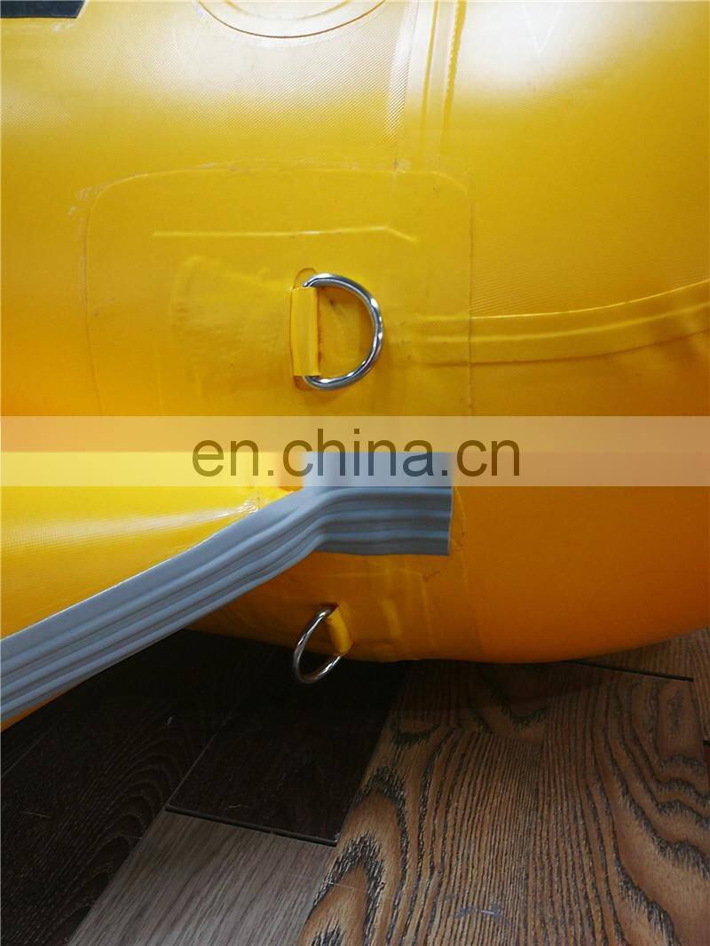 Factory Price 5 Seaters PVC Inflatable Banana Boat Commercial Flying Fish For Water Games