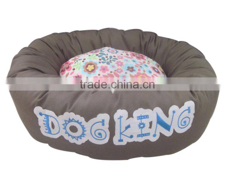 BSCI qqpet factory wholesale pet shop products new slipper pet bed & eco friendly flower shaped pet bed