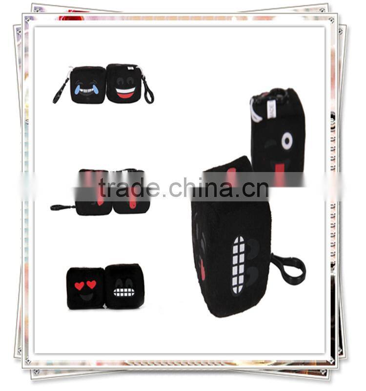 Innovational new products emoji plush pillow lovely emotion design colored dice