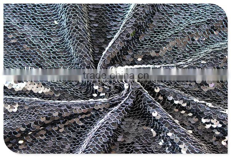 Newest Design Elegant Champagne Fish Scale Sequin Fabric for Evening Dress
