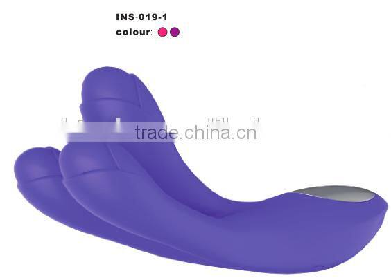 Female vibrating massager