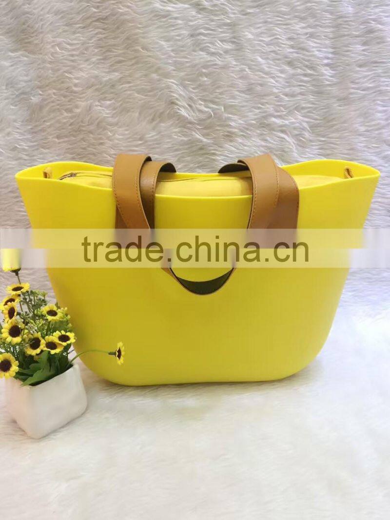 Yiwu and Guangzhou Lady Bags Market