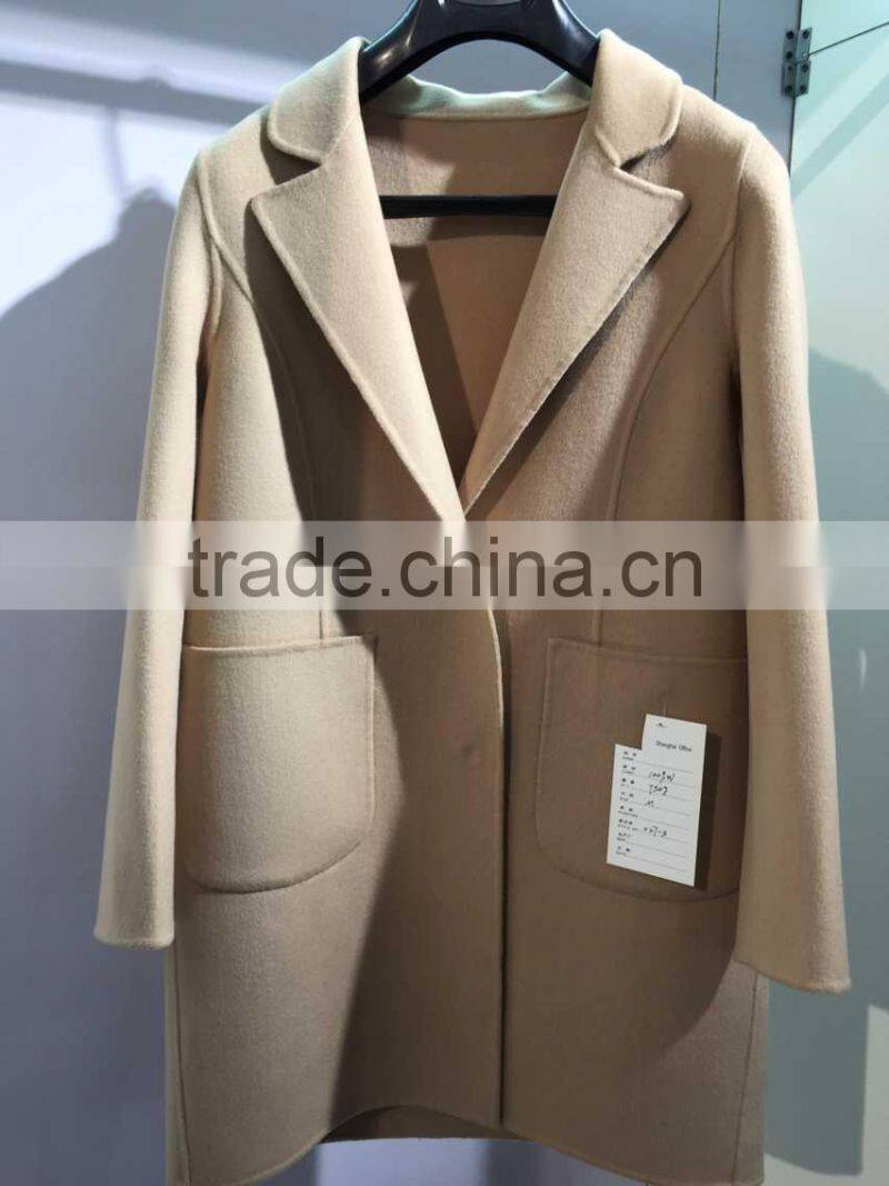 Ladies handle long style 100% Wool coat for Sring and Fall