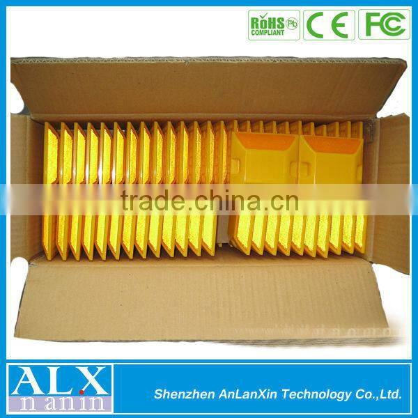 reflective pavement stud