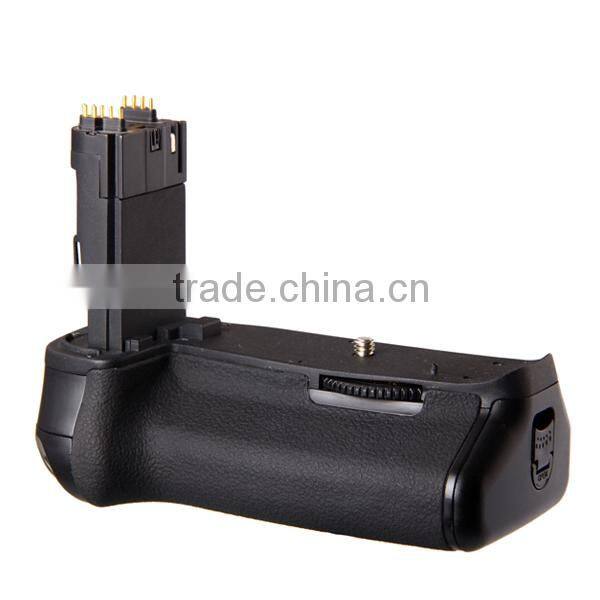 Commlite ComPak Vertical Camera grip/Battery Pack/Battery grip for Canon 6D