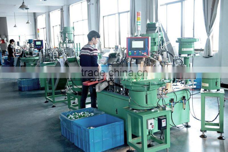 red/white trigger sprayer JD-101G 28/410