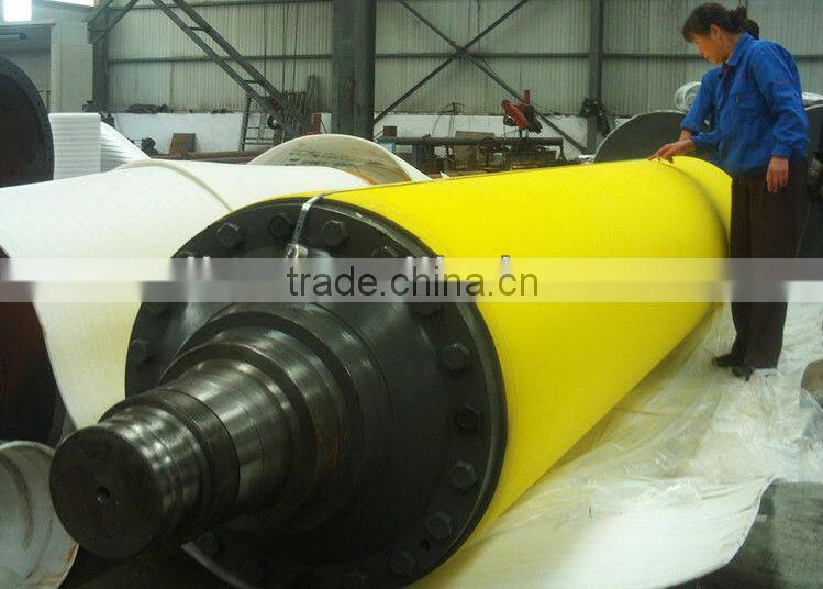polyurethane roll for paper machine