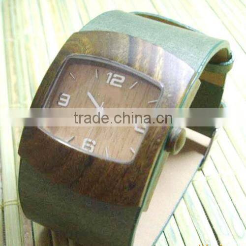 2015 newest vogue hot sale charming wood case with genuine leather watch(WJ-3927)