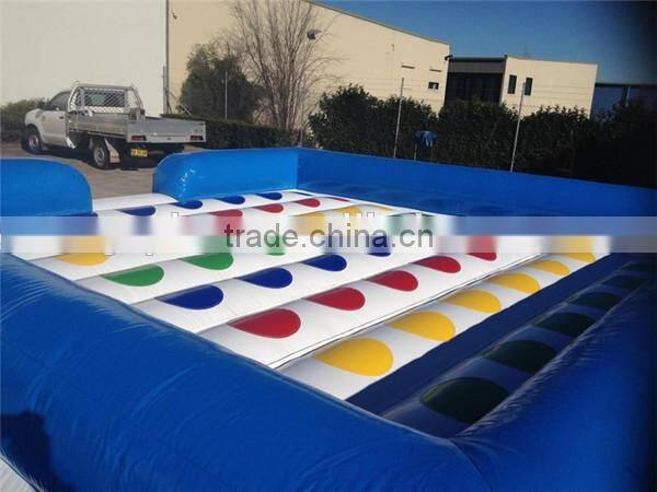 blue color small inflatable twister game/ inflatable entanglement game for adult