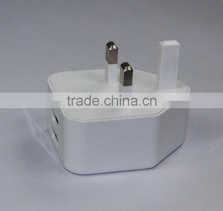 CE,ROHS,REACH Approved portable UK wall charger, ODM/OEM quick deliver power sockets with smart IC