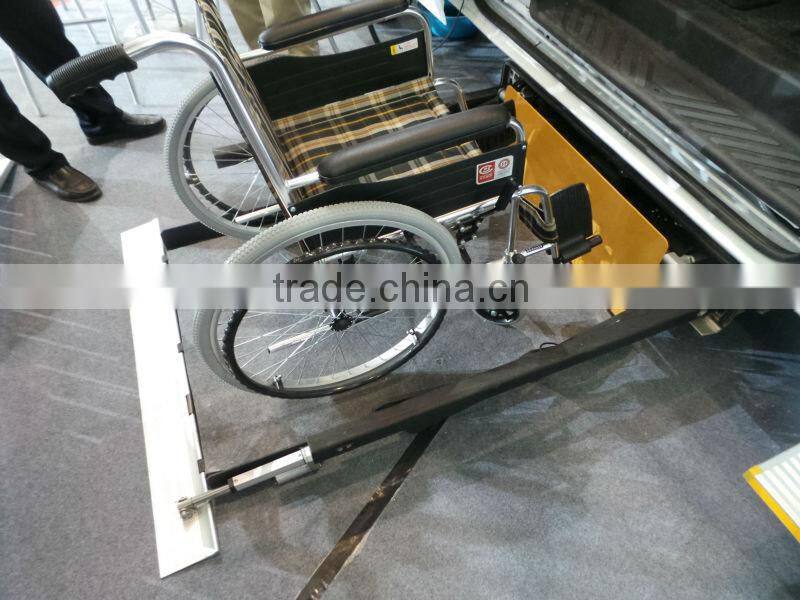 bus Wheelchair Lifts UVL series hydraulic and electric wheelchair lift with CE certificate
