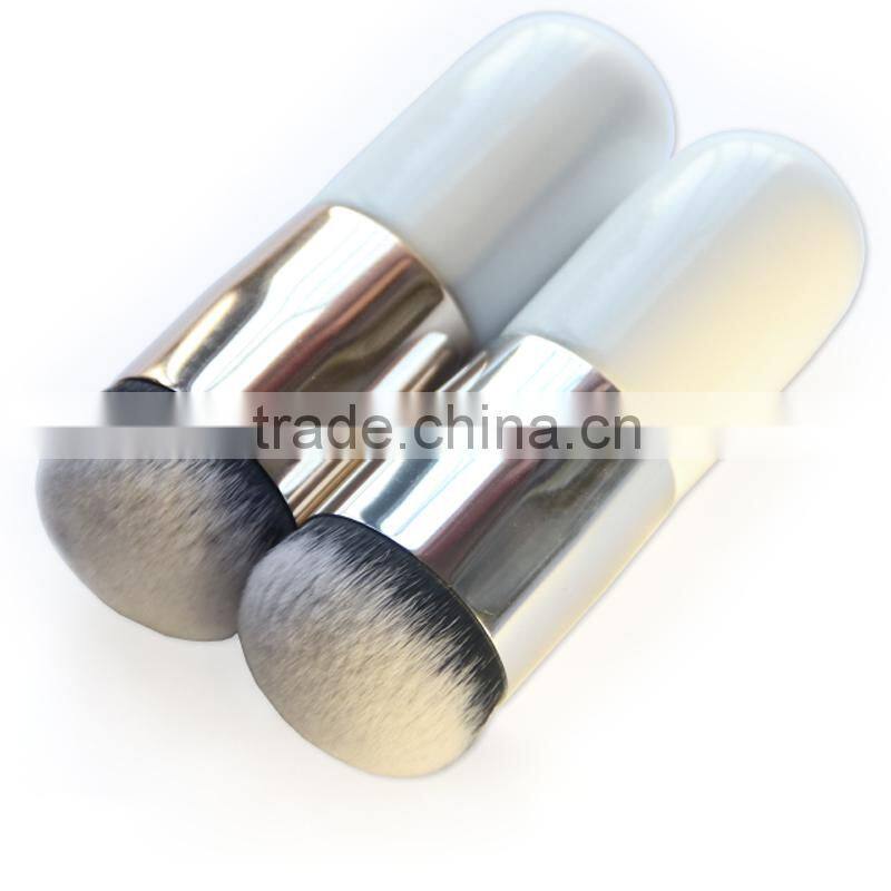Cosmetic wood handle synthetic hair round dispensing powder brush foundation for girl