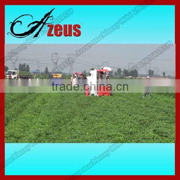 Automatic Self-propelled Mini Peanut Harvester for Sale 0086 15036019330