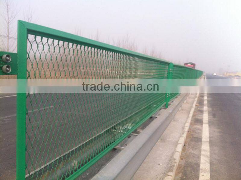 expandable sheet metal diamond mesh