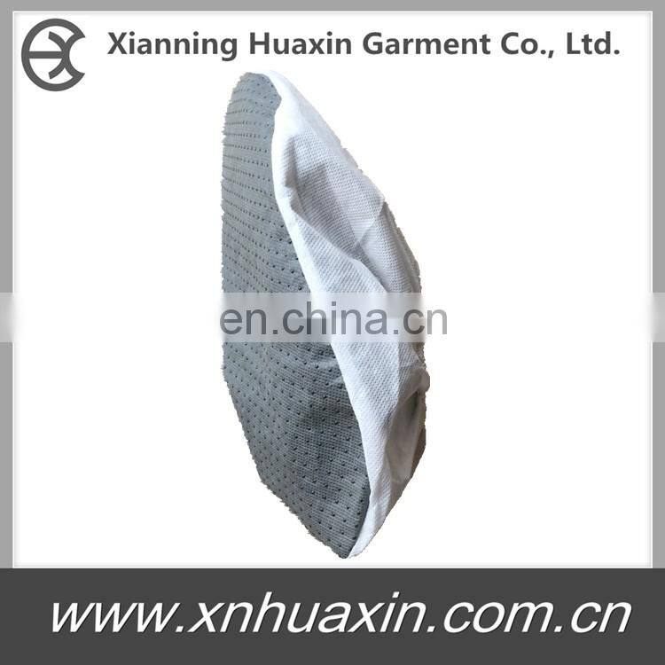 Comfortable Nonwoven PP Shoecover with PVC Dots Sole