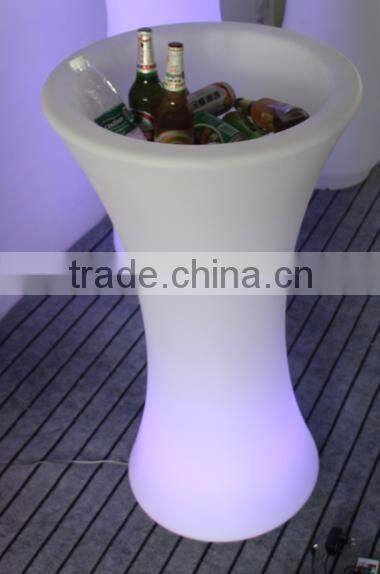 Ice bucket with LED light remote control