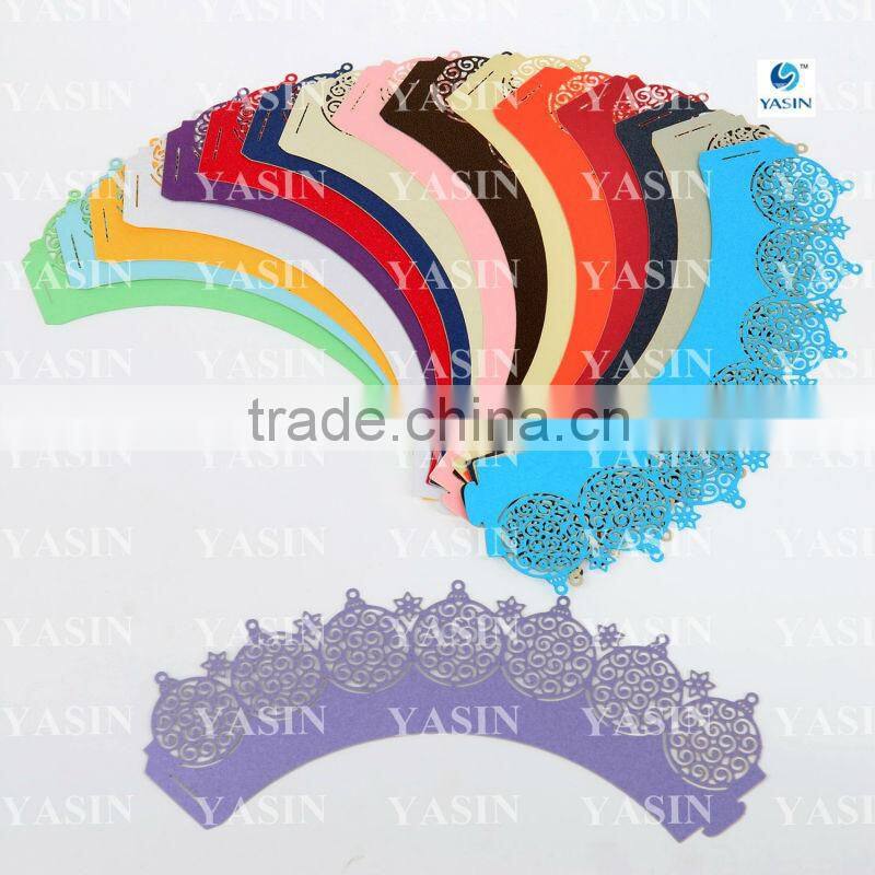 Beautiful Perfume Bottle Pattern Cupcake Wrappers