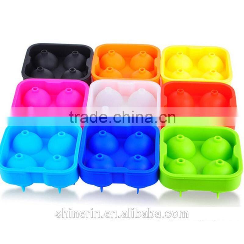 Party use christmas silicone ice cube tray with lid