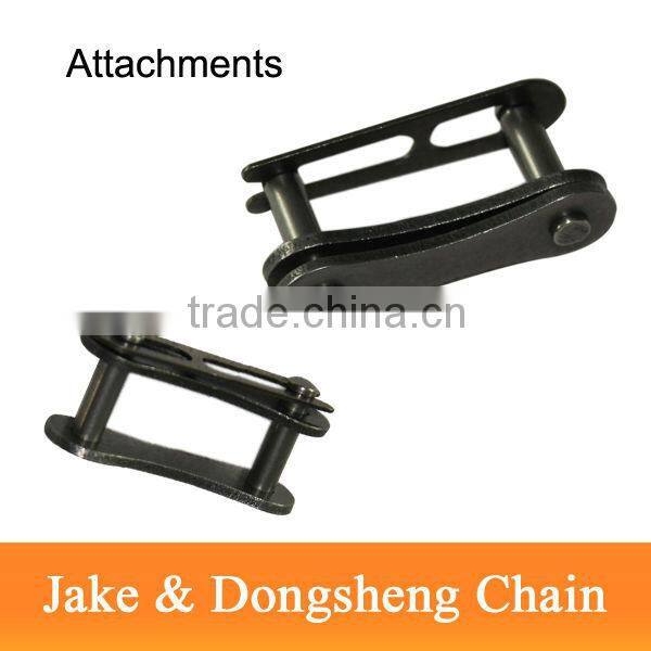 Standard connecting link in the chain with half-close spring clip