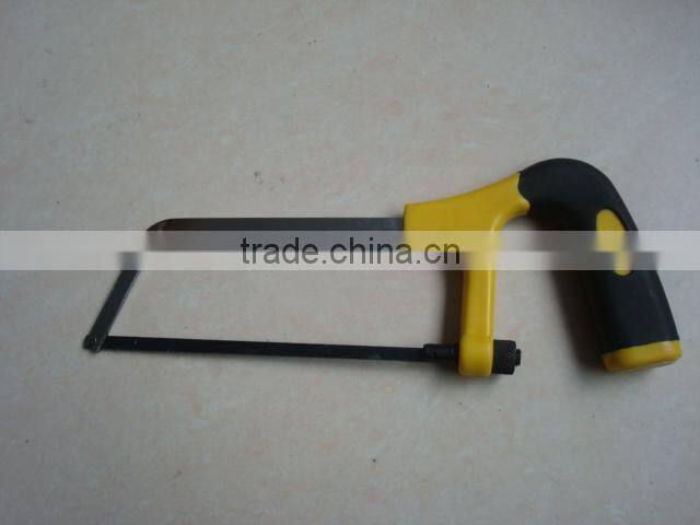 PLASTIC HANDLE SMALL SAW