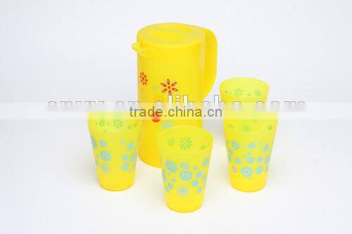 PP 1500ml pither 53oz plastic water jug with handle and 4 cups and tray