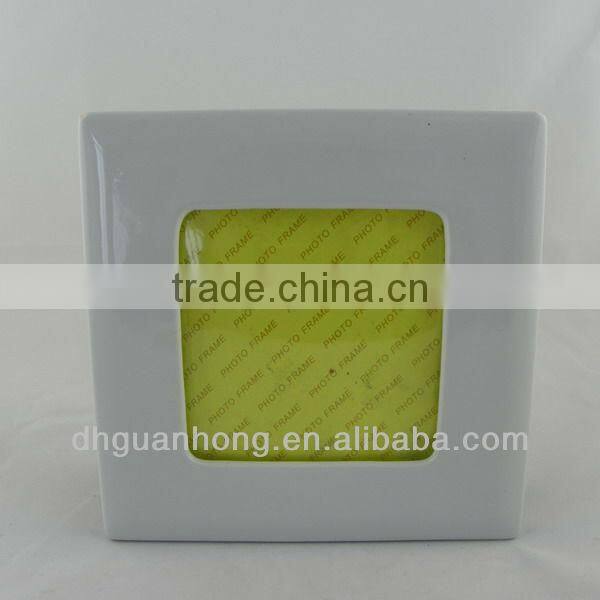 Square digital photo frame