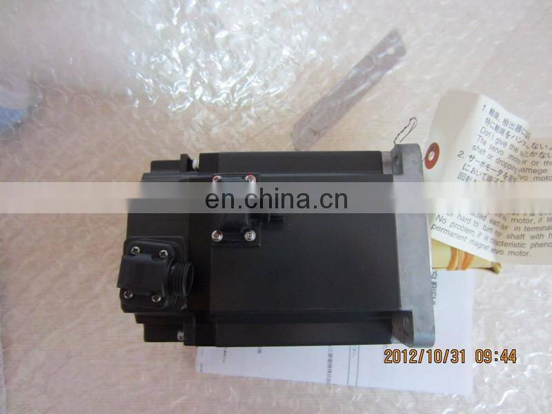 MITSUBISHI HF-KP73/HF-MP73 SERVO MOTOR