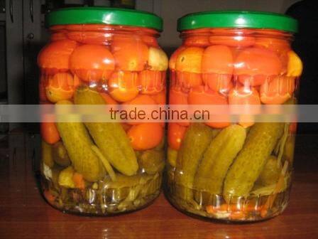 Pickled Cucumber & Tomato together in glass jar for export