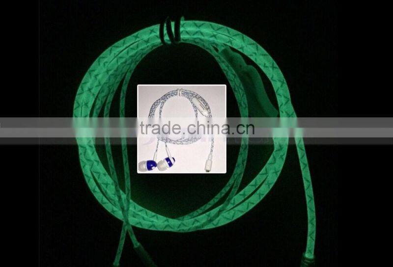 Metal Head Cheap Colorful Earphones Headset LED Flash Night Light Noctilucent Earphone With Clip Mic For Smart Phone
