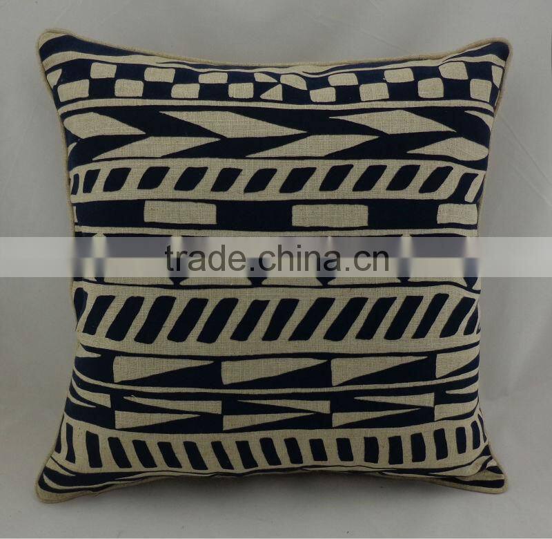 Geometry printed decorative seat cushion