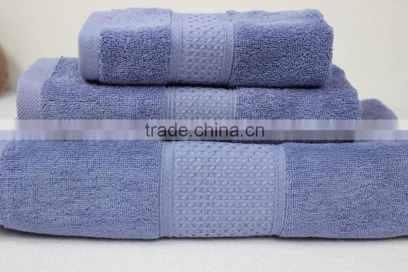 China hot sale bulk cotton solid color 3 pcs set hotel bath towels wholesale