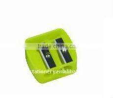double hole plastic pencil sharpener BINT38024