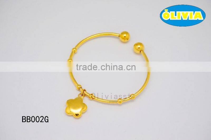 Olivia fake gold bangle Gold Solid flower bangle