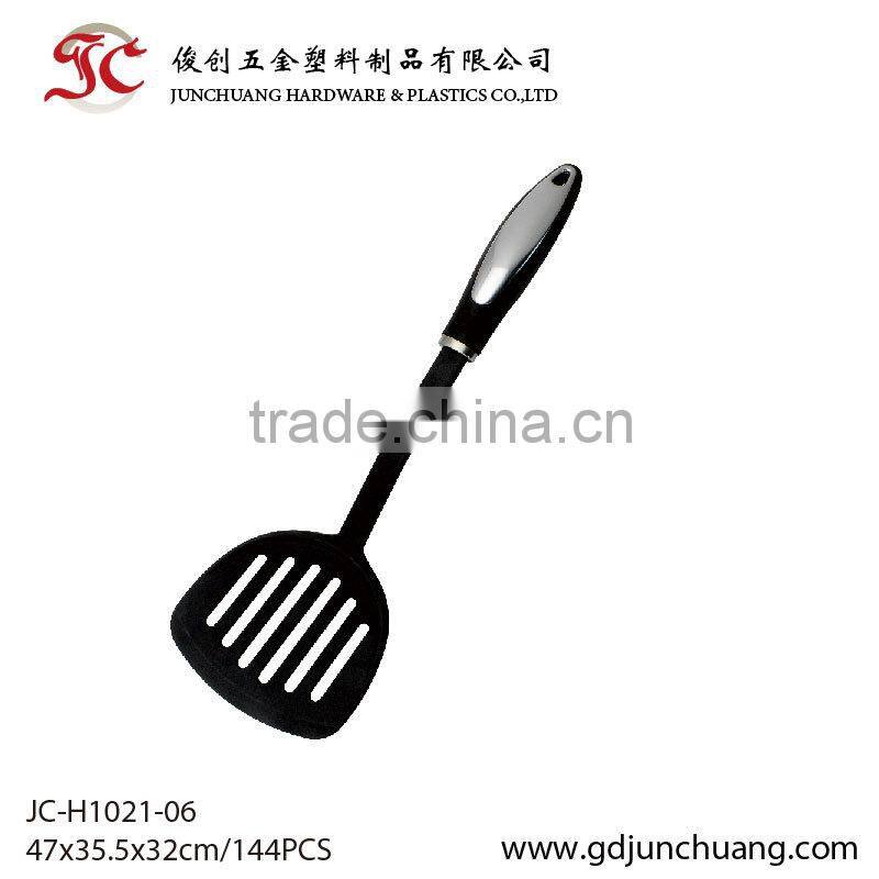 Top sales high quality non-stick nylon slotted turner