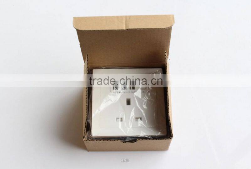 AC 110V-250V UK Socket 3 USB Port DC 5V 2100mA Power Switch Wall Outlet