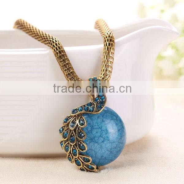 Fashion Peacock Design Gold Alloy Necklace