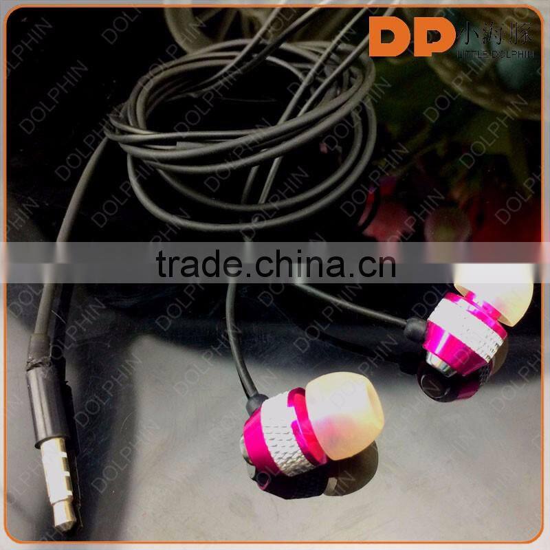 best selling products super bass mp3 headphone OEM metal in ear earphone for smartphone